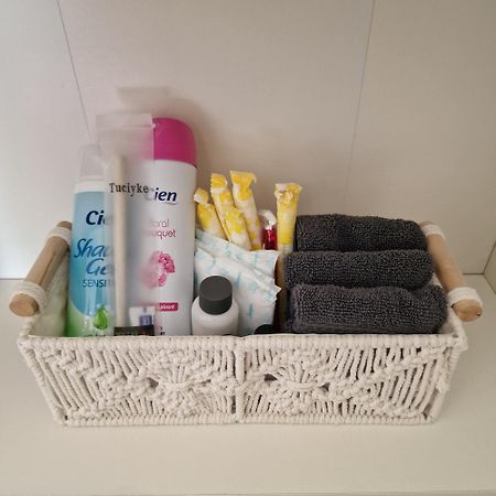 Females Only - Private Bedrooms In Dublin Lucan Luaran gambar